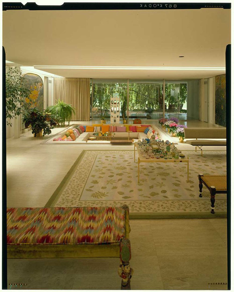 Good Conversation Pit