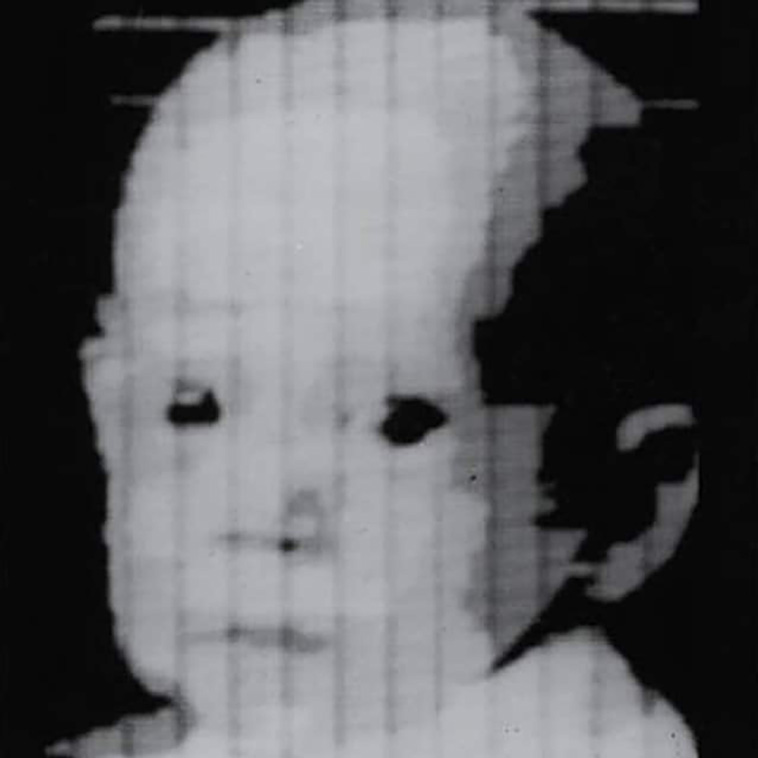 first digital photograph