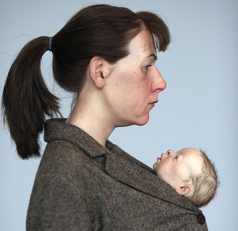 hyperrealistic sculptures