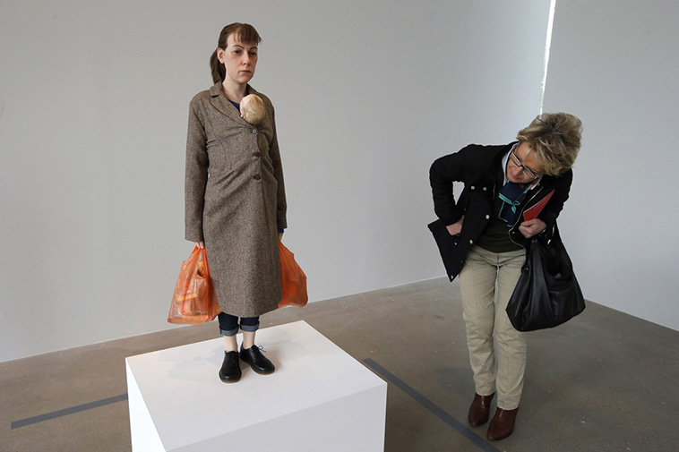 hyperrealistic sculptures