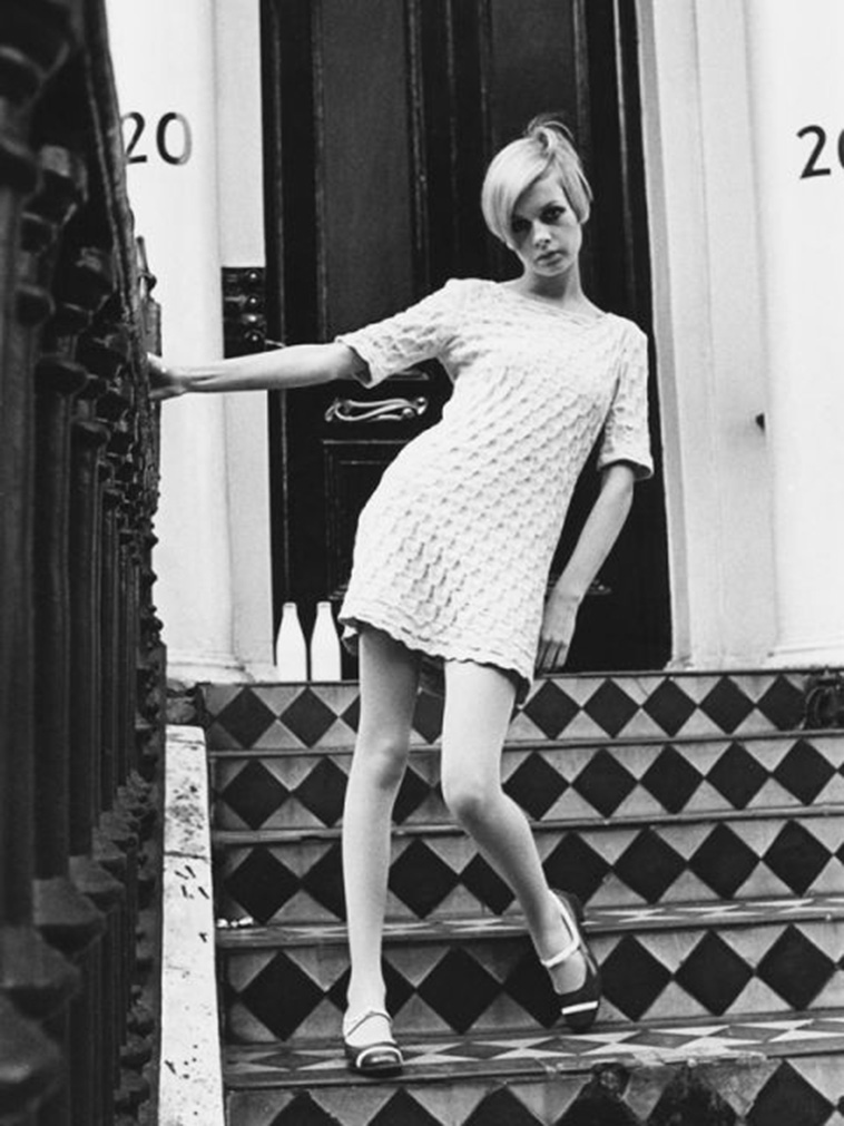 iconic twiggy pictures