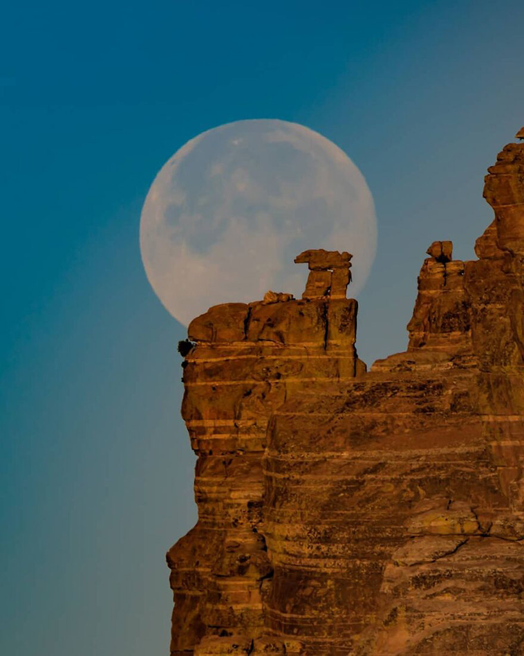 full moon zoom