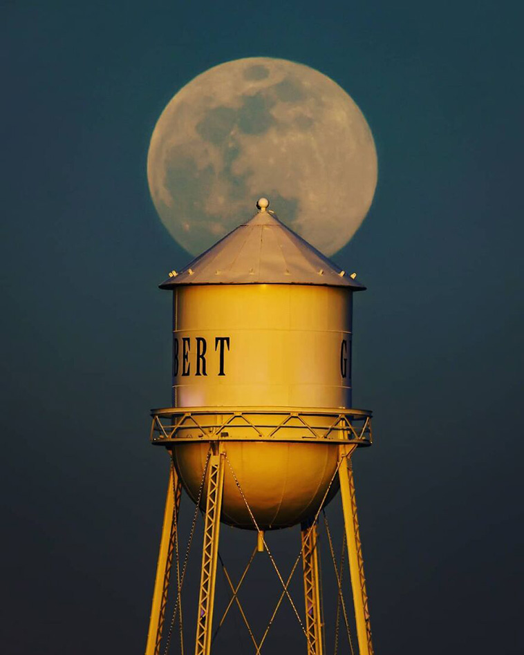 full moon zoom
