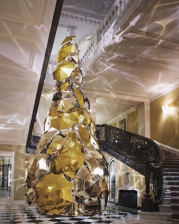 work place christmas trees