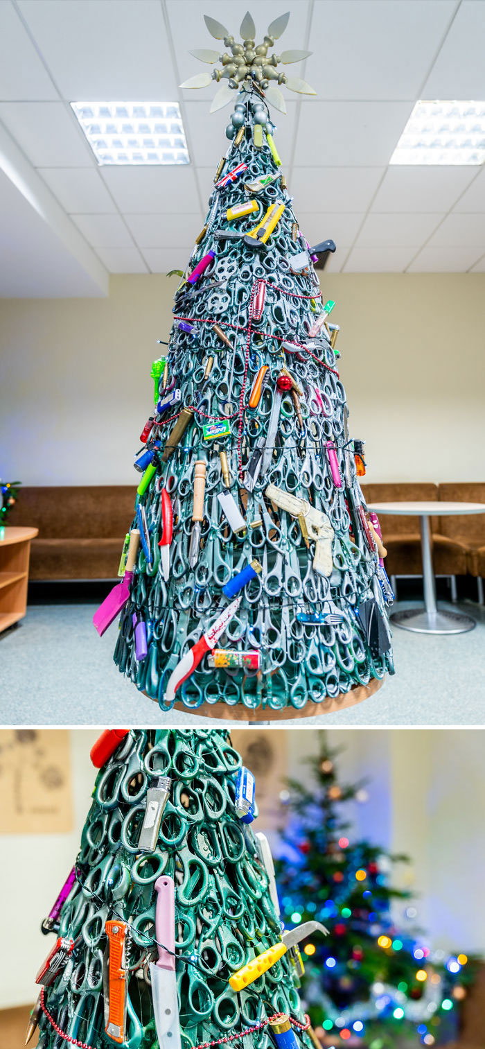work place christmas trees