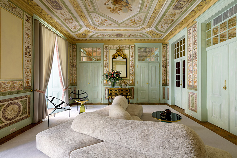 Fascinating Interior Design Of CR Apartment In Lisbon