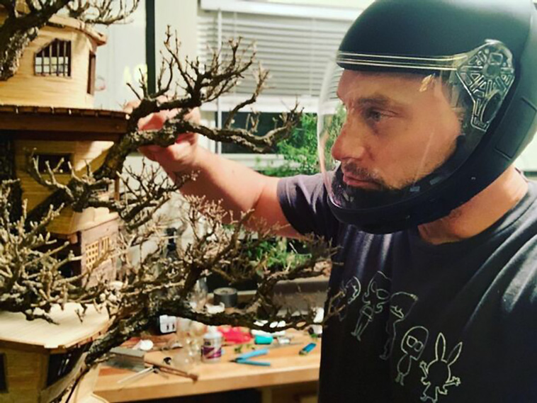 treehouses