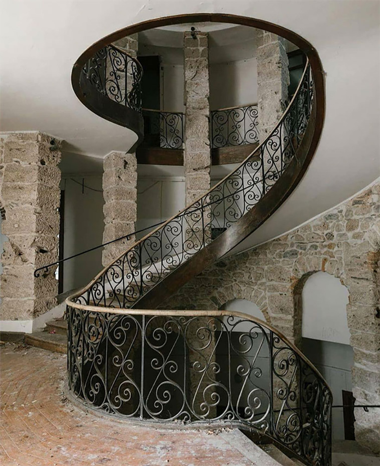 abandoned places