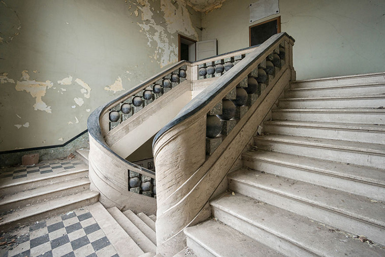 abandoned places