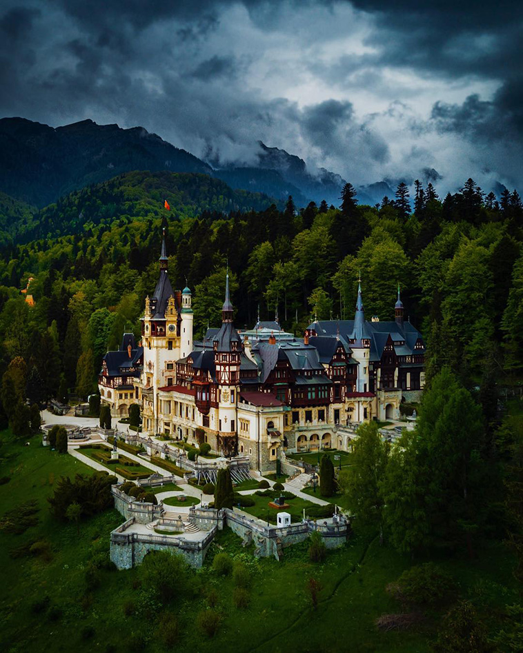 peles castle