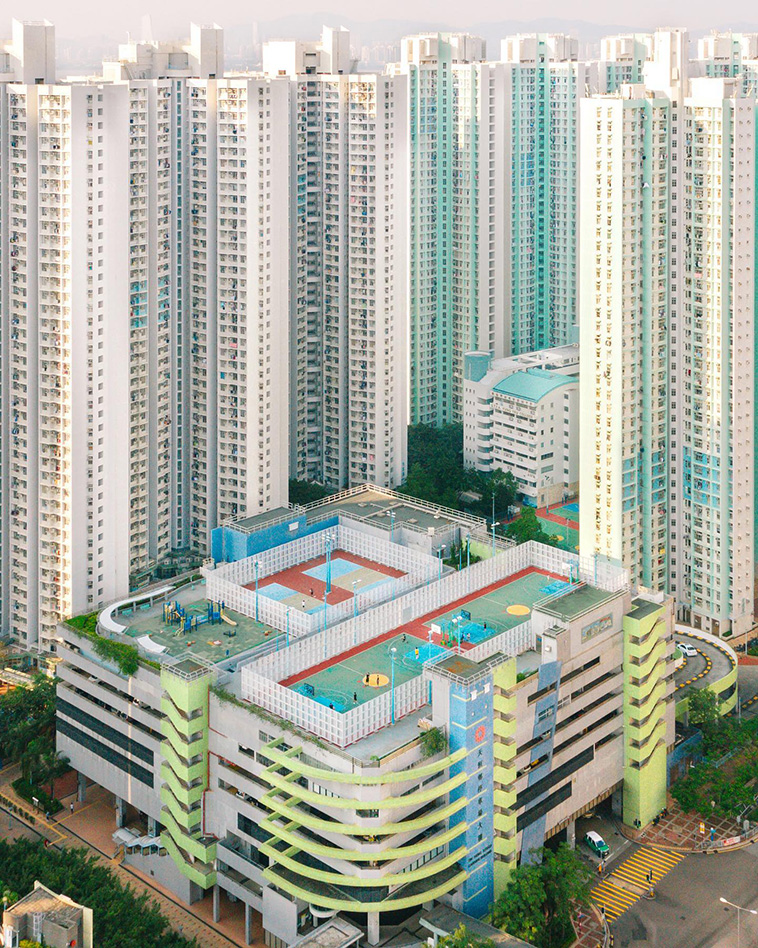 gigantic-buildings-hong-kong