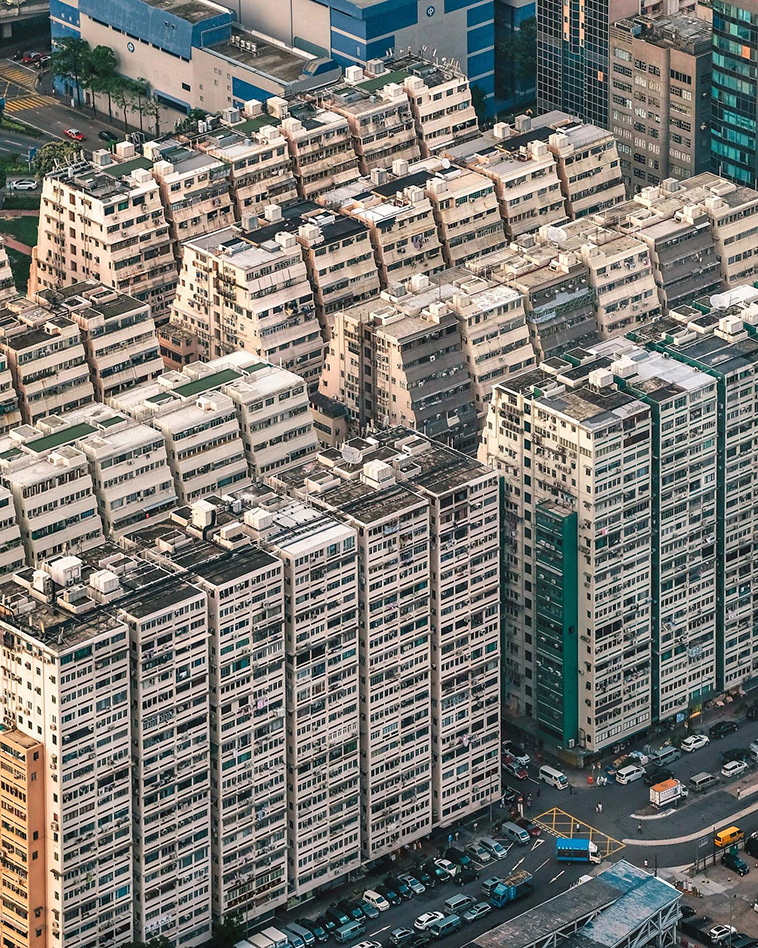 gigantic-buildings-hong-kong
