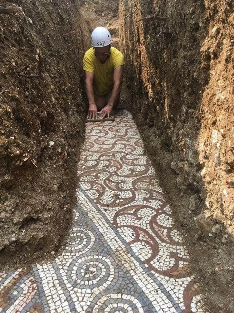 mosaic ancient architecture