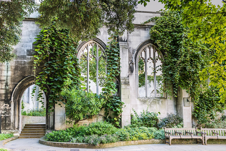 The Ruins Of St. Dunstan-in-the-East Becomes A Public Garden