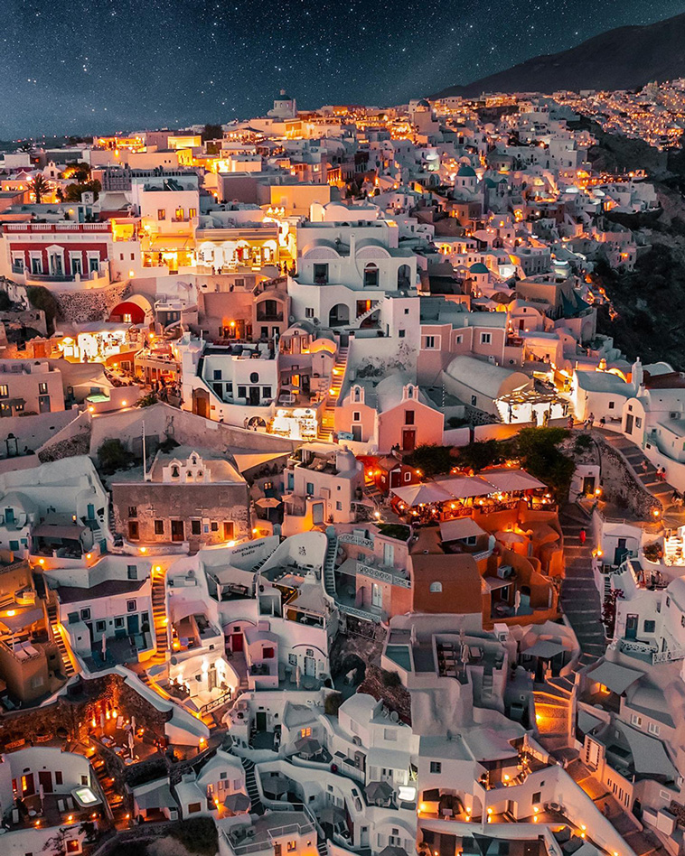 Photographer Captures Fabulous Photos Around Greece
