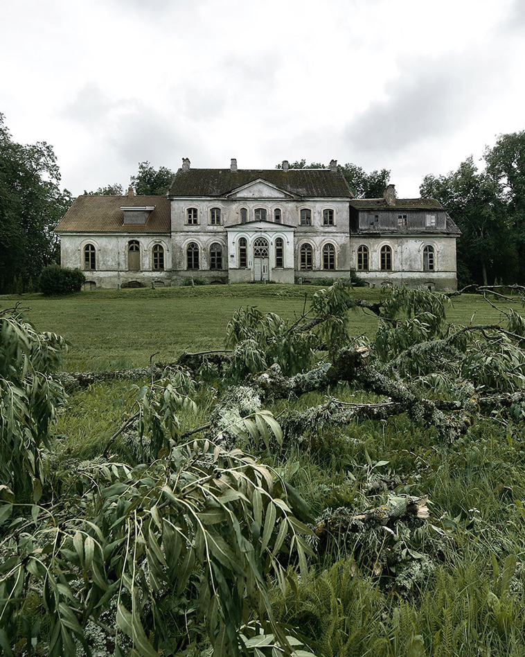 abandoned buildings