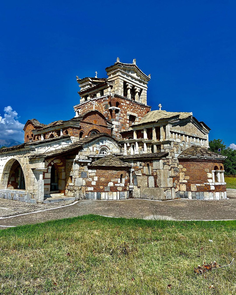 Agia Fotini Mantineias Church