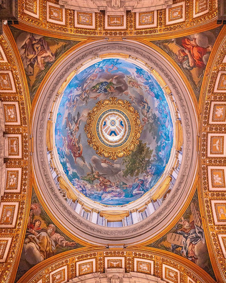 St. Peter's Basilica, baroque ceilings