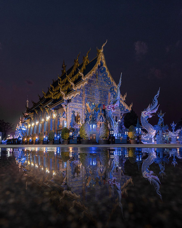 Wat Rong Seur Ten: A Splendid Blue Temple in Chiang Rai