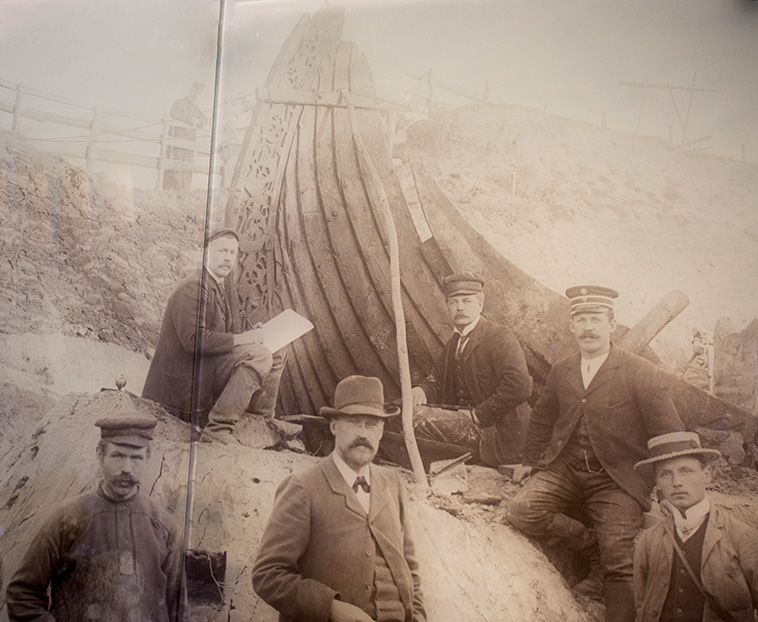 photos from the burial of oseberg ship