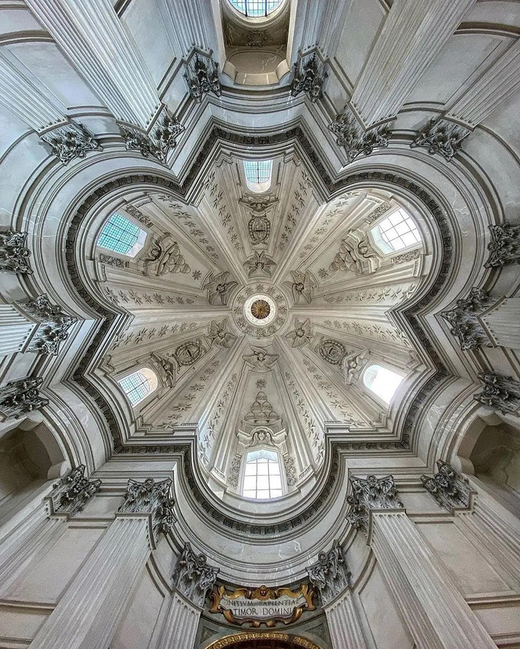 Sant'Ivo alla Sapienza dome by Francesco Borromini 