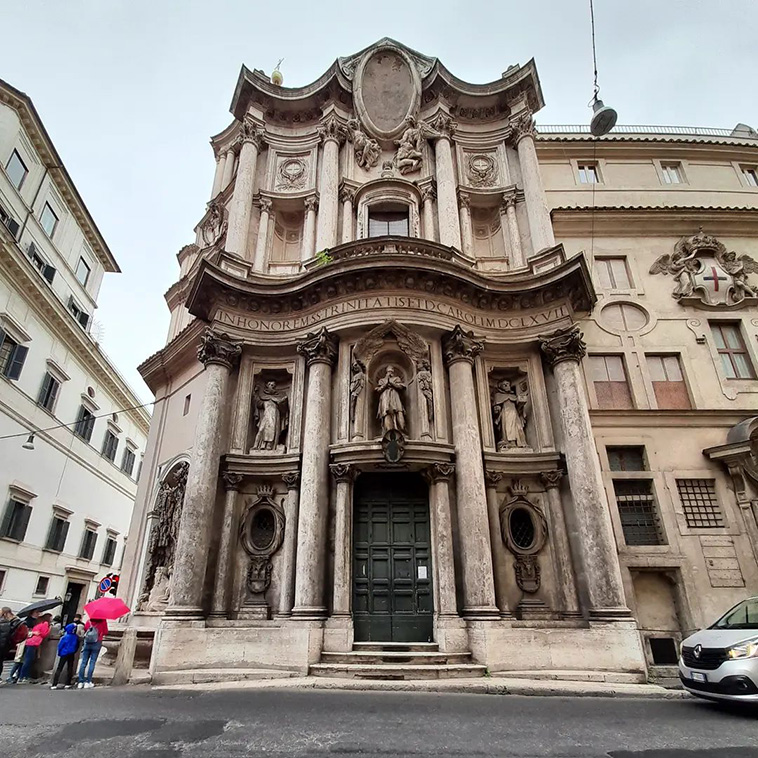 San Carlino façade by Francesco Borromini 