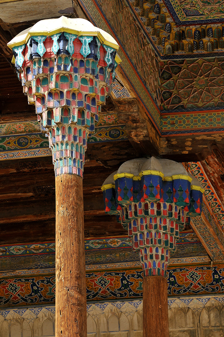 painted capitals of Bolo Haouz Mosque