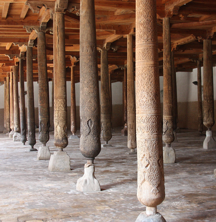 pillars of Juma mosque