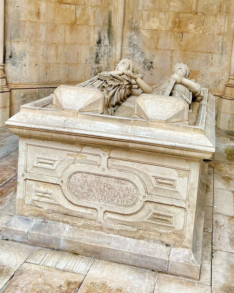 tomb of King John I of Portugal and Philippa of Lancaster