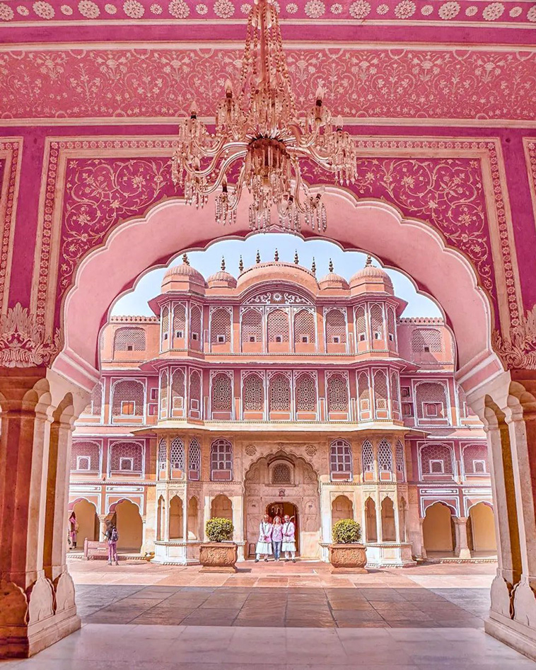 palaces in India