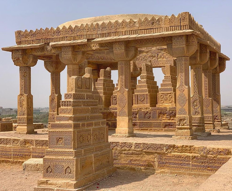 Chaukhandi Tombs, Karachi