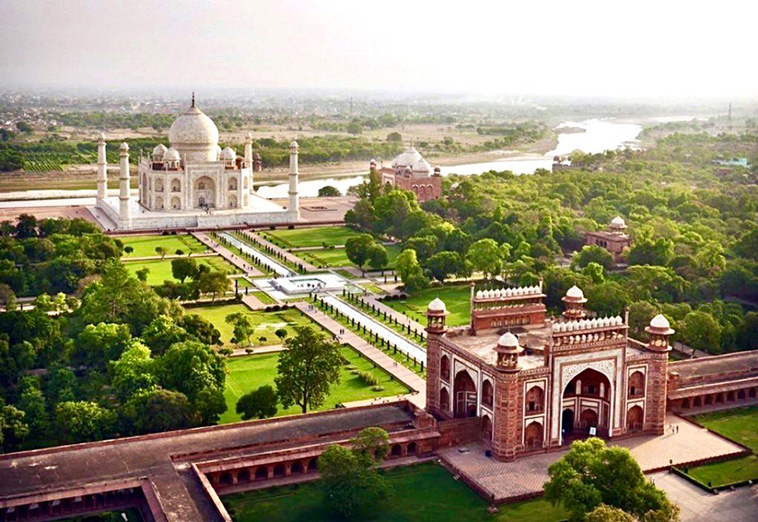 The Taj Mahal Garden