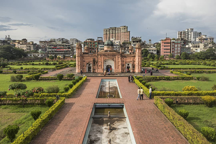 Most Impressive Islamic Gardens Around The World