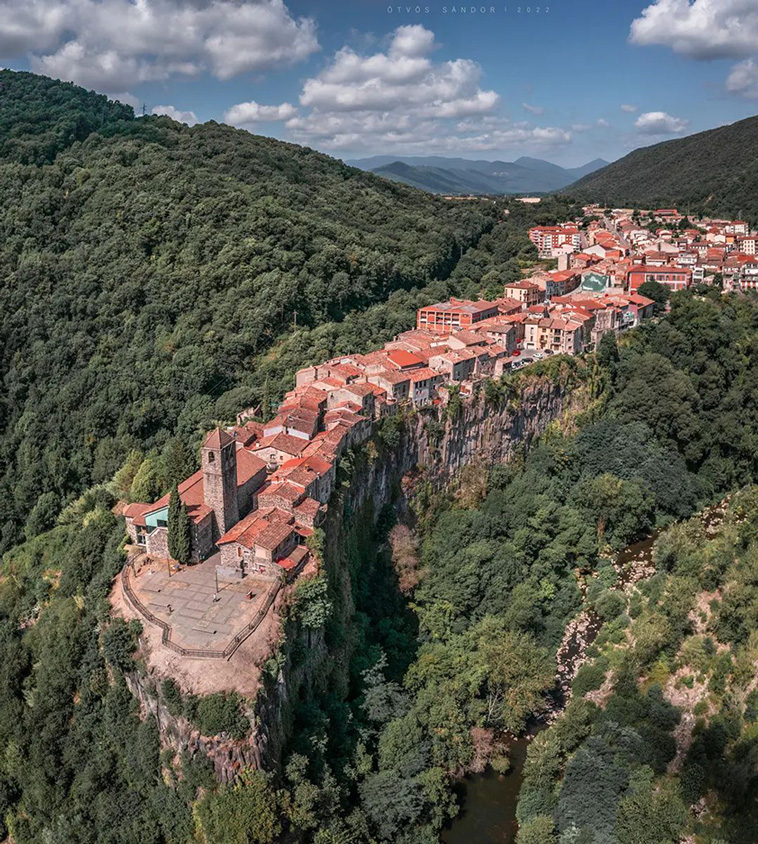cliff-side towns
