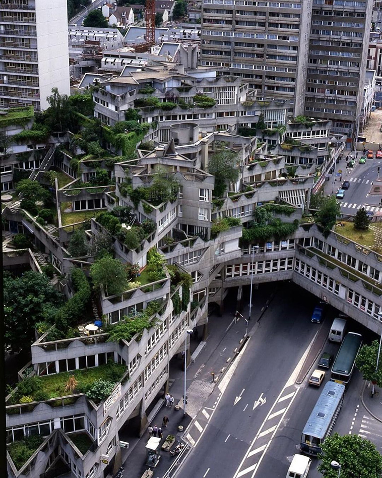 Cité des Etoiles by Jean Renaudie