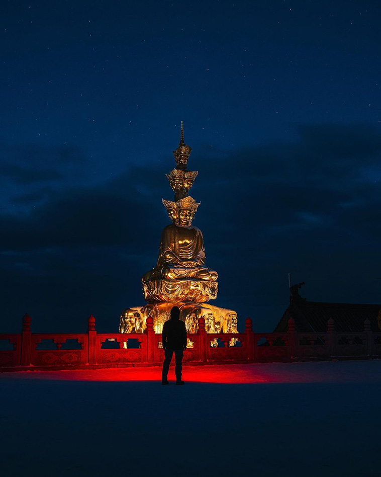 Ten Faced Puxian Stupa on Mount Emei