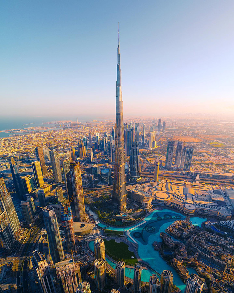 Architecture In Dubai Looks Otherworldly