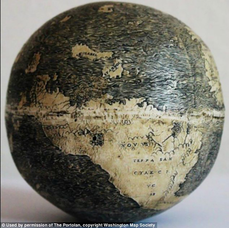 the Da Vinci Globe
