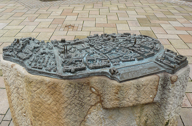 mini sculpture of city of bielefeld