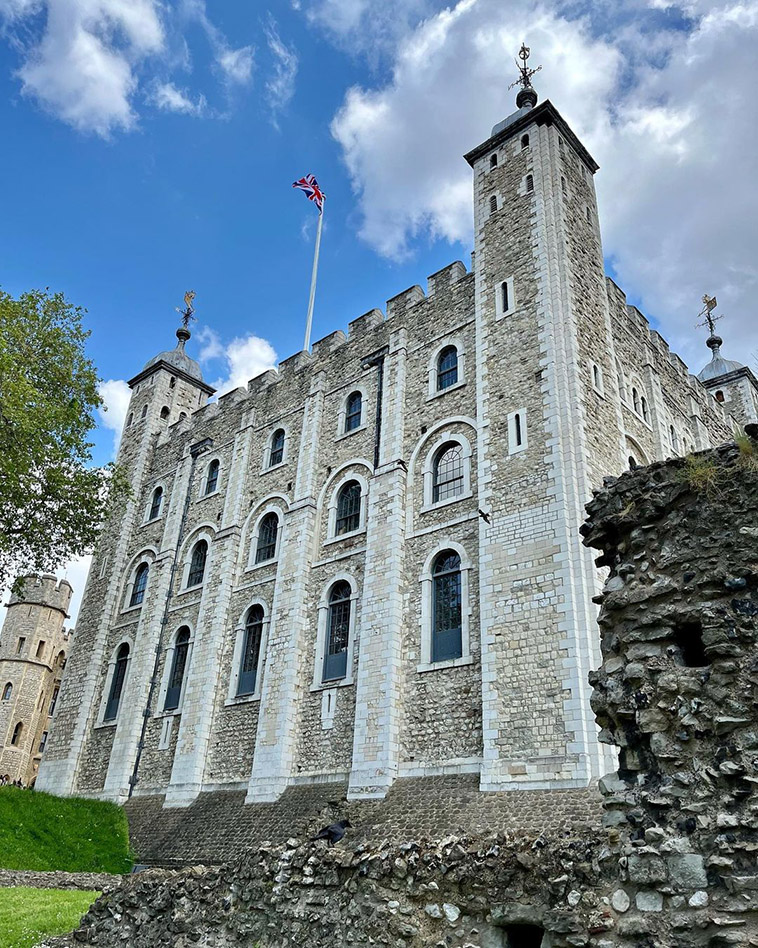 tower of london from ground level