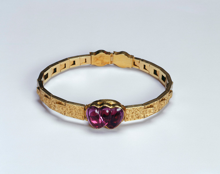 Victorian jewellery