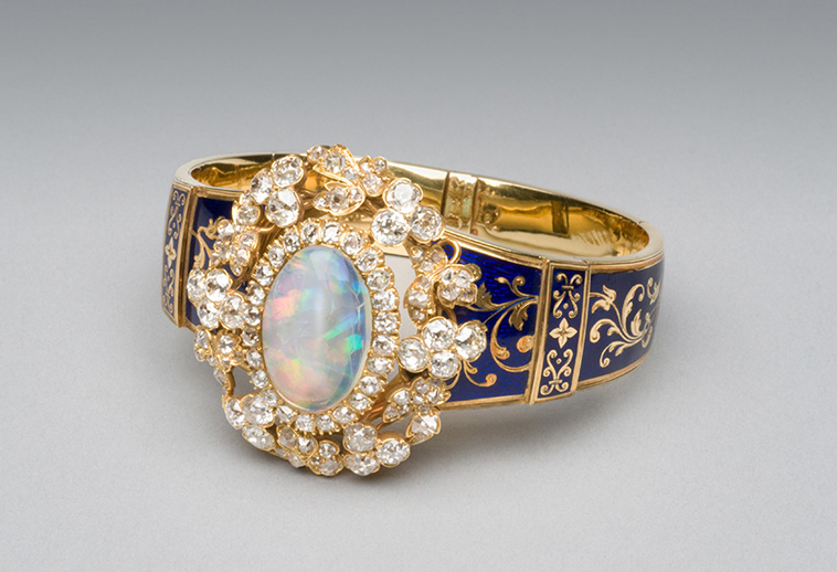 Victorian jewellery