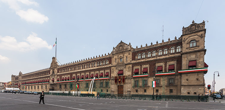 the exterior of palacio nacional