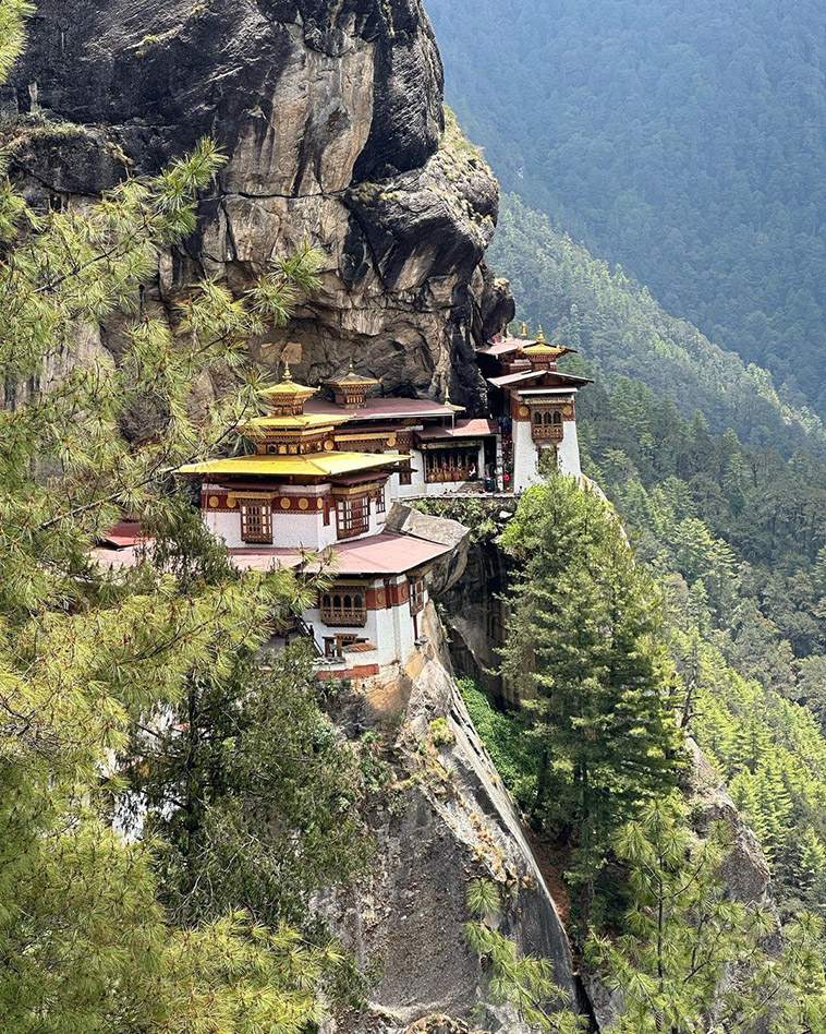 para takstang dzong