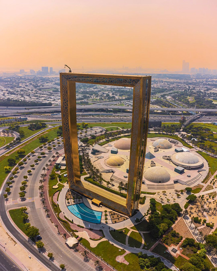 dubai frame, Mimetic Architecture