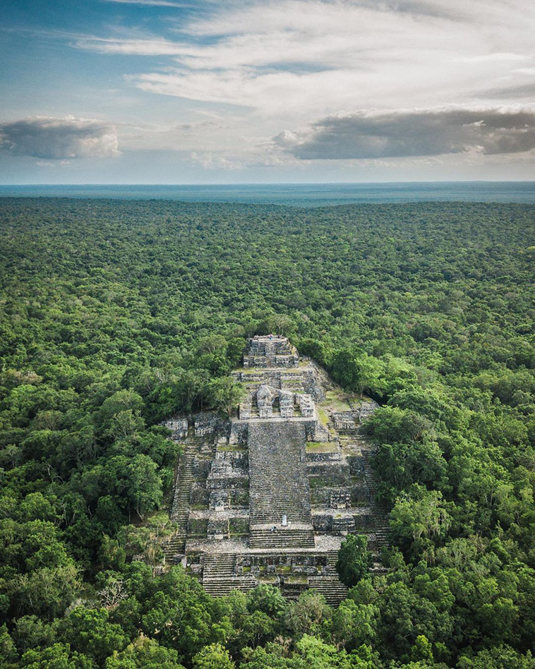 calakmul pyramid like structure