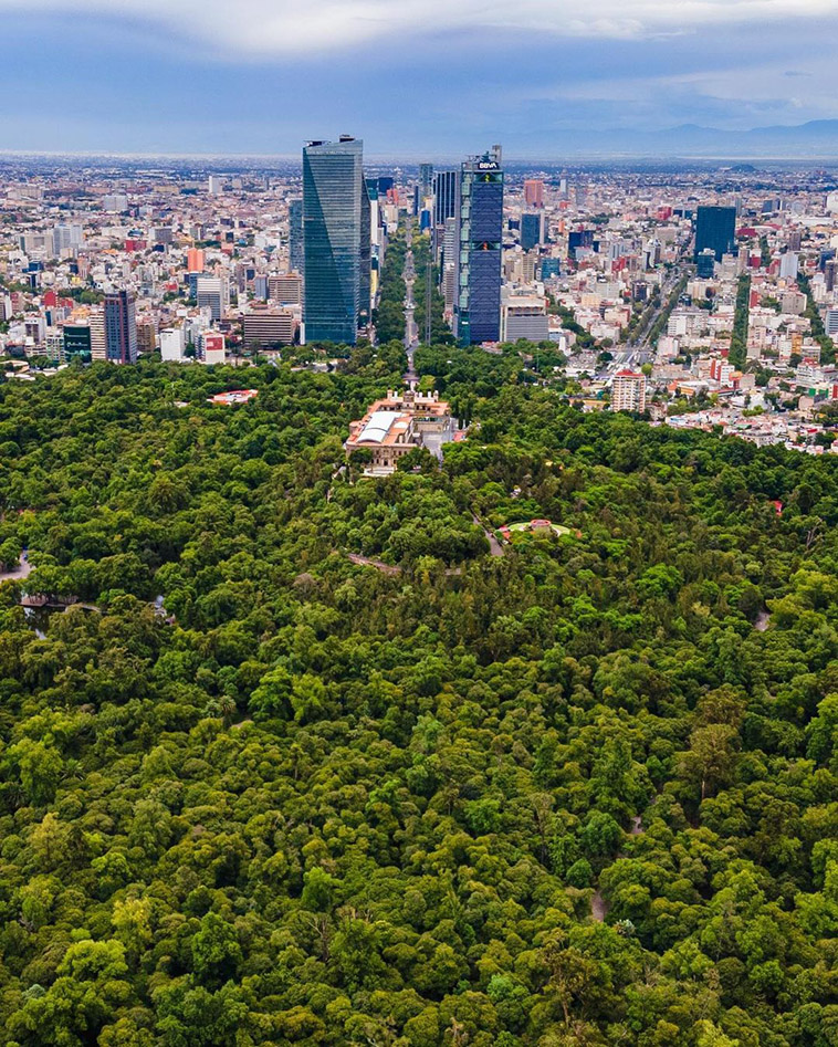 chapultepec park of largest urban parks