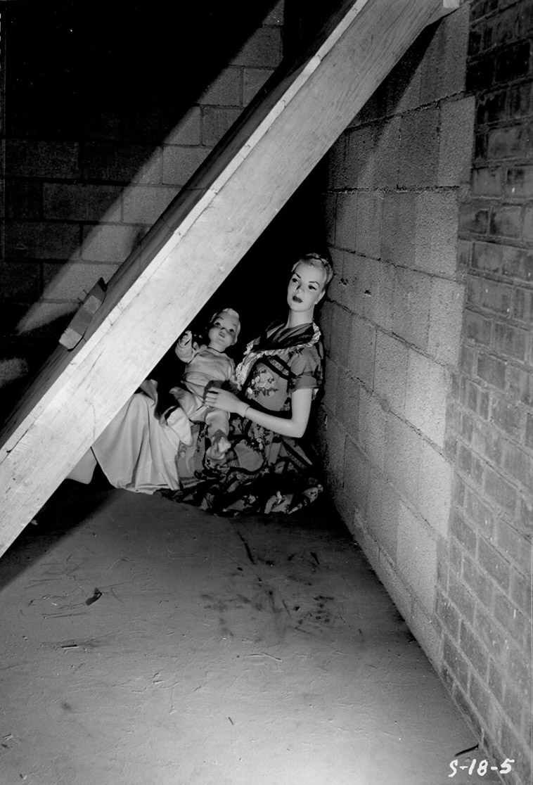 doom towns mannequins under basement