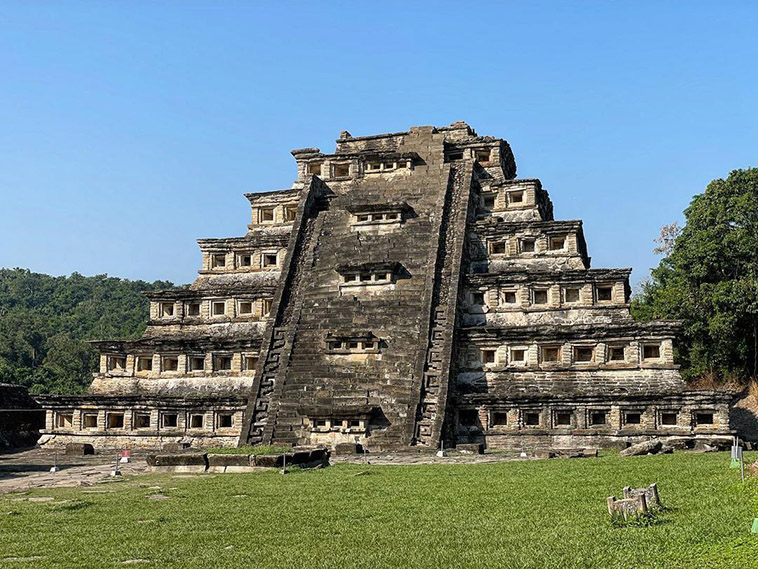 el tajin pyramid of aztec ruins