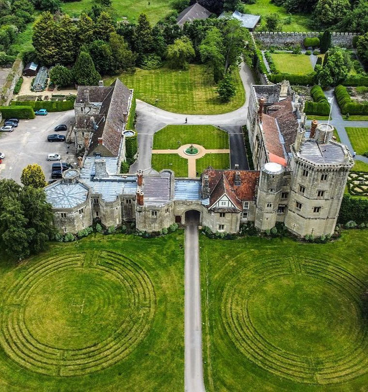 Castle Hotels: Thornbury Castle in Gloucestershire, England
